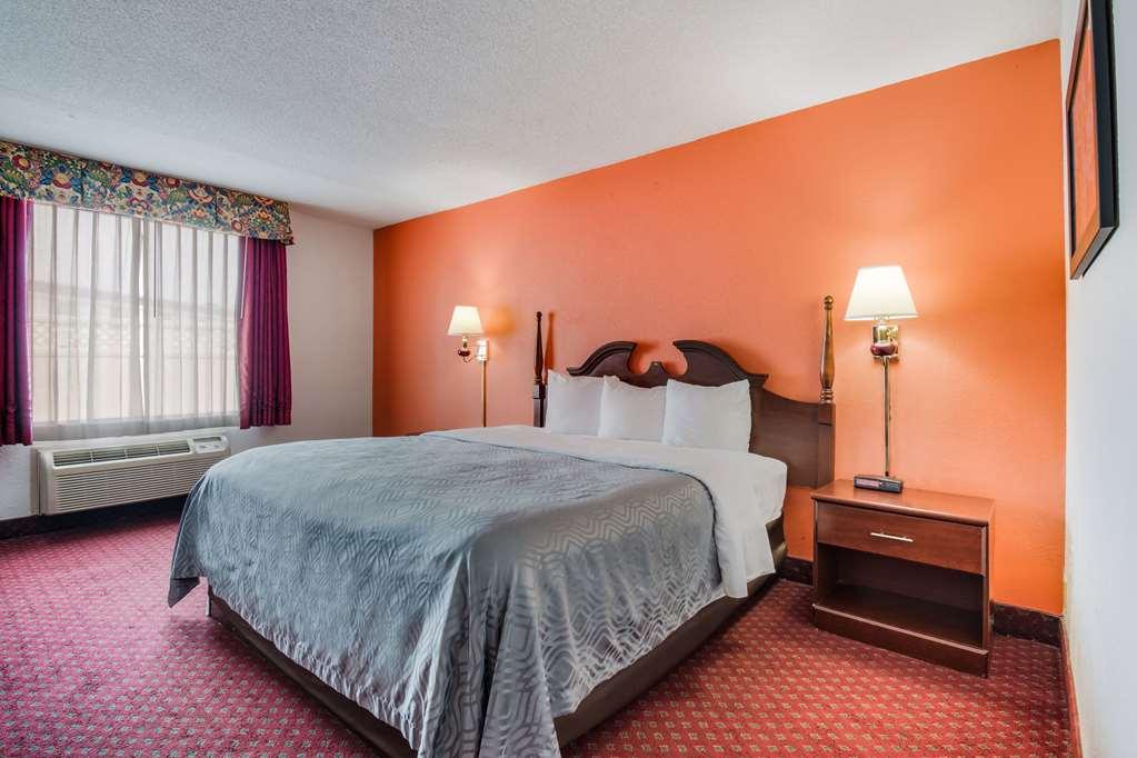 Econo Lodge Inn & Suites Chambersburg Zimmer foto