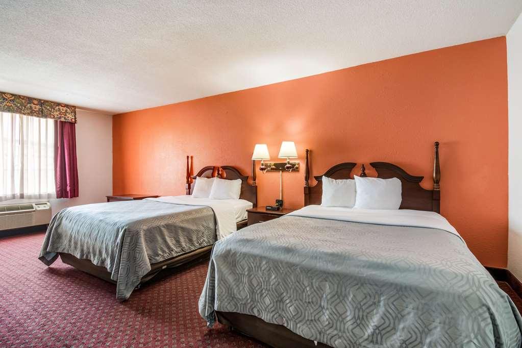 Econo Lodge Inn & Suites Chambersburg Zimmer foto